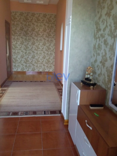Satış 6 otaqlı Həyət evi  270m², Bakı