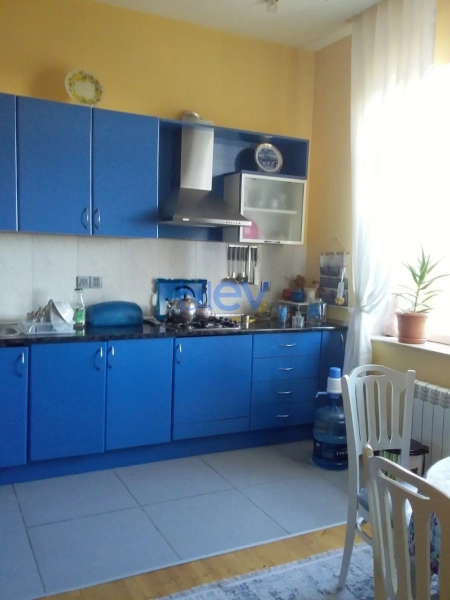Satış 6 otaqlı Həyət evi  270m², Bakı