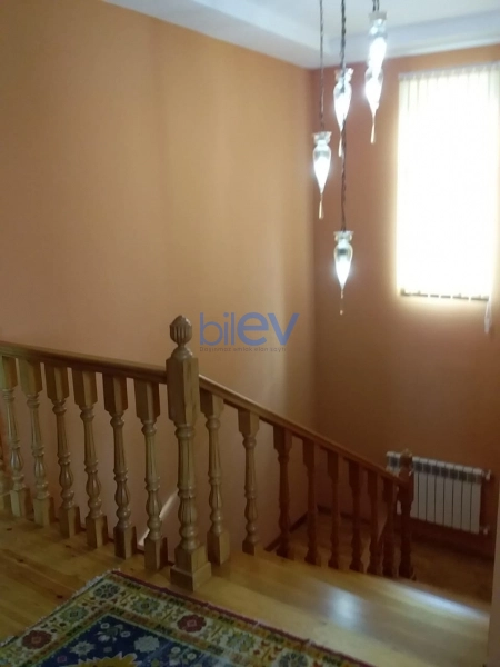Satış 6 otaqlı Həyət evi  270m², Bakı