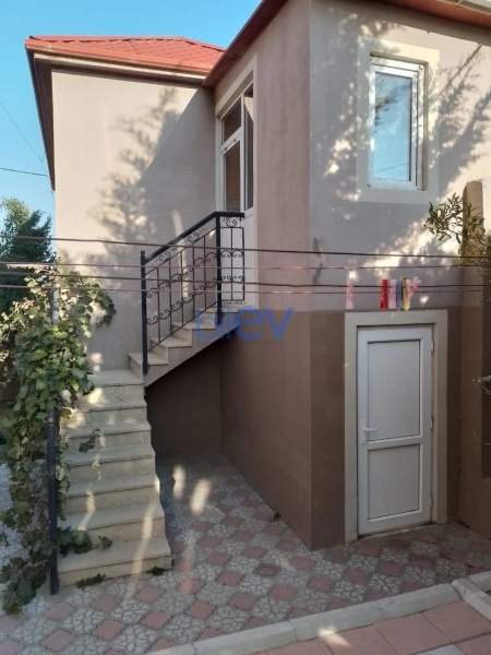 Satış 6 otaqlı Həyət evi  270m², Bakı