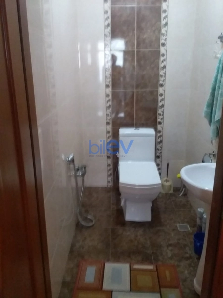 Satış 6 otaqlı Həyət evi  270m², Bakı