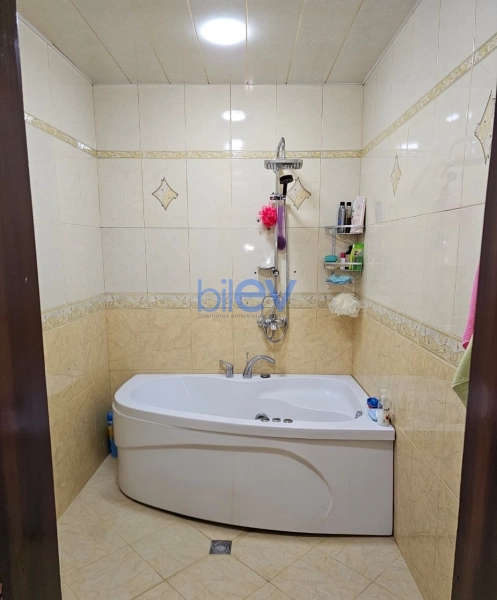Satış 3 otaqlı Yeni Tikili bina evi  84m², Bakı