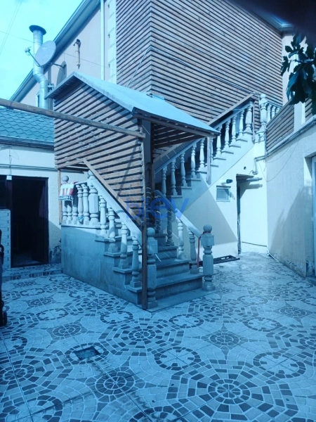 Satış 5 otaqlı Obyekt  350m², Xırdalan