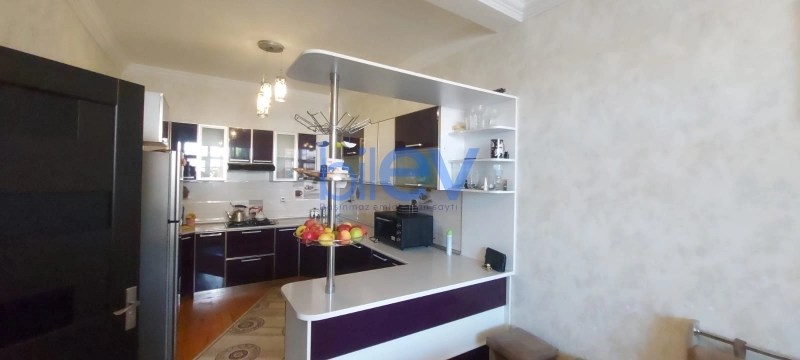 Satış 5 otaqlı Həyət evi  200m², Bakı
