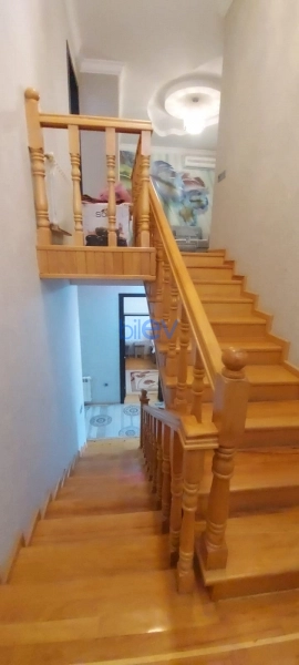 Satış 5 otaqlı Həyət evi  200m², Bakı