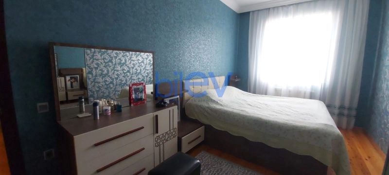 Satış 5 otaqlı Həyət evi  200m², Bakı