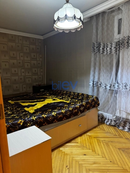 Satış 3 otaqlı Köhnə Tikili bina evi  47m², Bakı