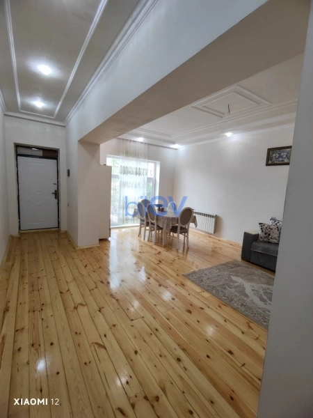 Satış 7 otaqlı Həyət evi  240m², Bakı