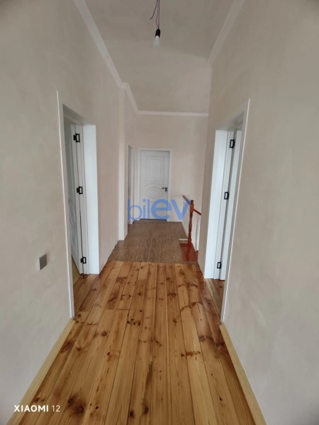Satış 7 otaqlı Həyət evi  240m², Bakı