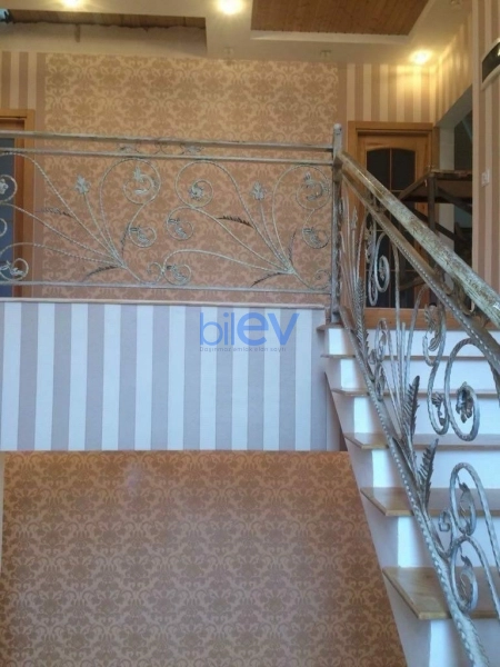Satış 6 otaqlı Həyət evi  350m², Bakı
