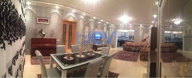 Satış 6 otaqlı Həyət evi  350m², Bakı