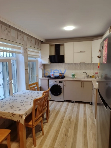 Satış 5 otaqlı Həyət evi  180m², Bakı