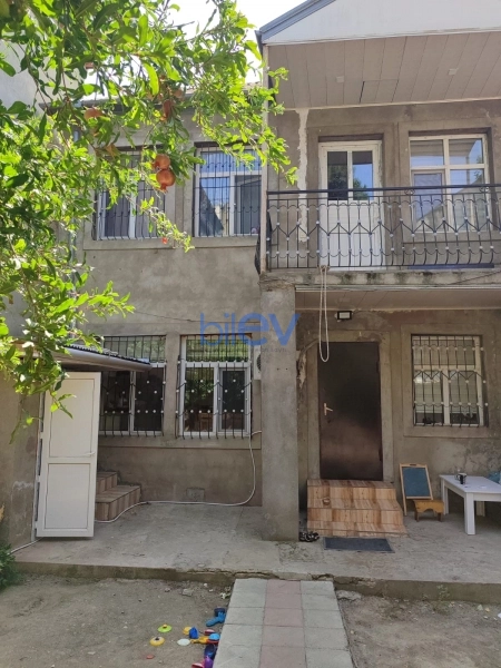 Satış 5 otaqlı Həyət evi  180m², Bakı