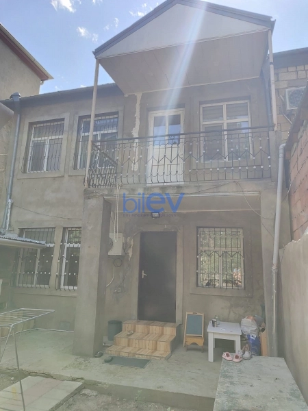 Satış 5 otaqlı Həyət evi  180m², Bakı