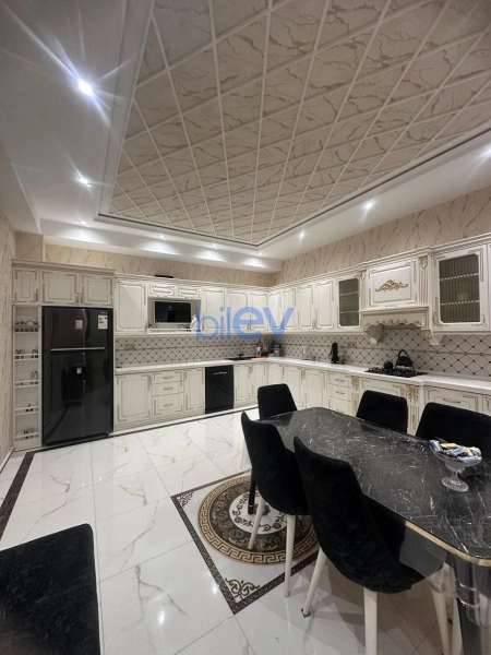 Satış 7 otaqlı Həyət evi  450m², Bakı