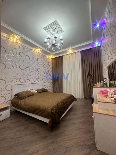Satış 7 otaqlı Həyət evi  450m², Bakı