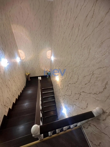 Satış 7 otaqlı Həyət evi  450m², Bakı