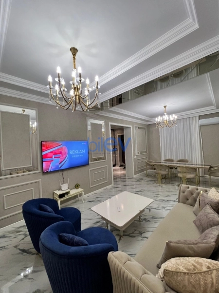 Satış 6 otaqlı Həyət evi  400m², Bakı
