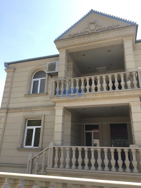 Satış 5 otaqlı Həyət evi  260m², Bakı