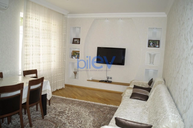 Satış 5 otaqlı Həyət evi  260m², Bakı