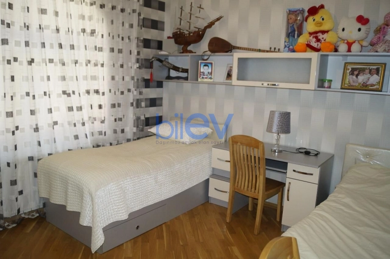 Satış 5 otaqlı Həyət evi  260m², Bakı