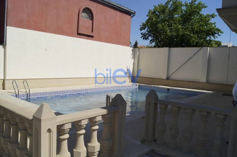 Satış 5 otaqlı Həyət evi  260m², Bakı