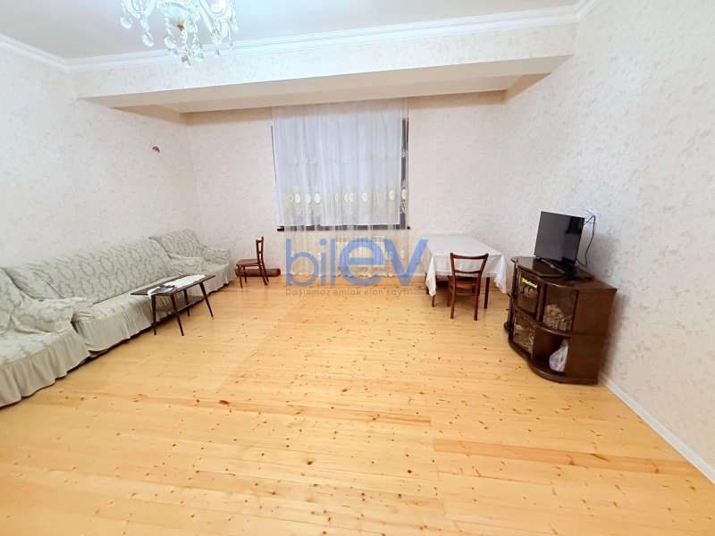 Aylıq Kirayə 4 otaqlı Yeni Tikili bina evi  120m², Bakı