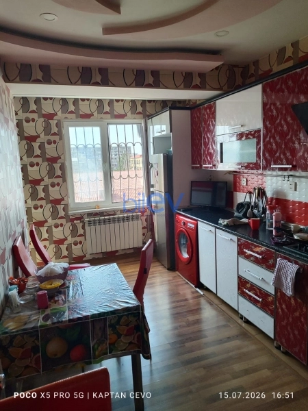 Satış 3 otaqlı Köhnə Tikili bina evi  86m², Bakı