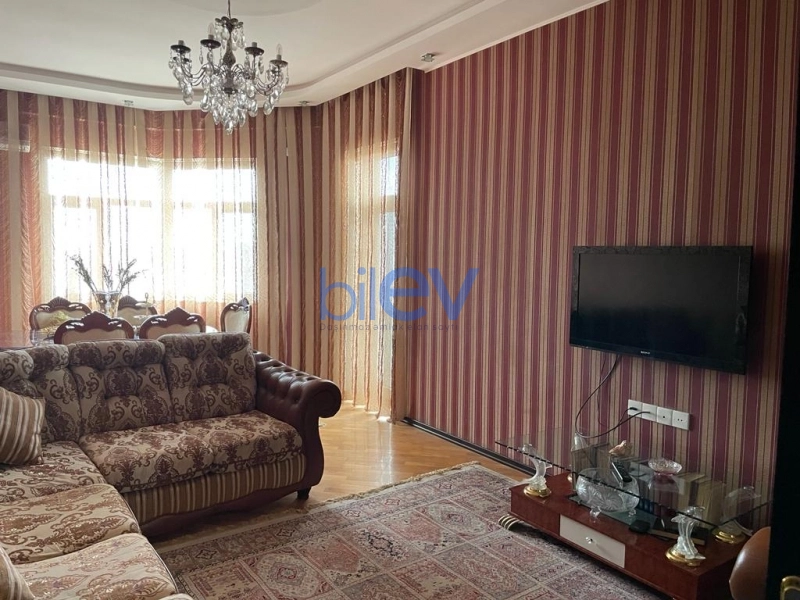 Satış 2 otaqlı Yeni Tikili bina evi  70m², Bakı