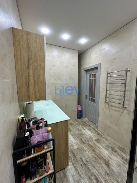 Satış 3 otaqlı Yeni Tikili bina evi  113m², Bakı