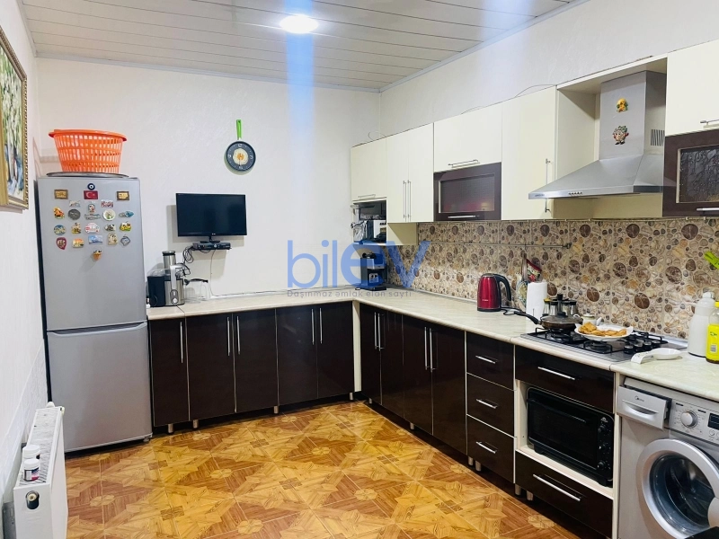 Satış 4 otaqlı Həyət evi  130m², Bakı