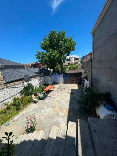 Satış 5 otaqlı Həyət evi  200m², Bakı
