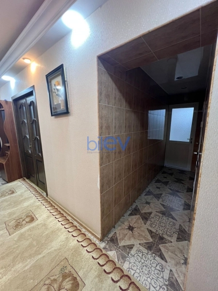 Satış 3 otaqlı Köhnə Tikili bina evi  110m², Bakı