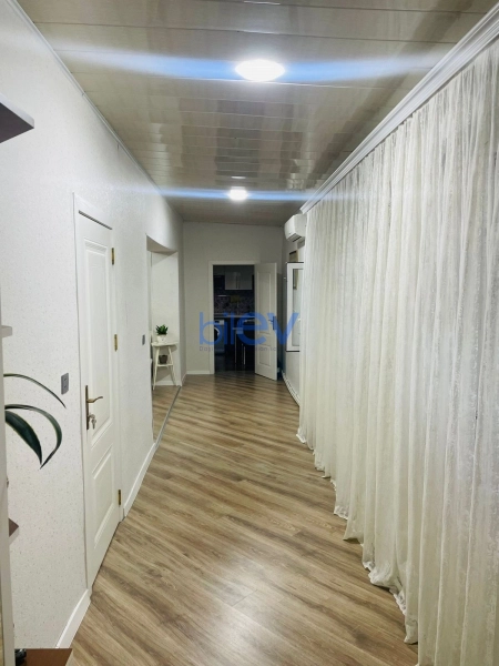 Satış 4 otaqlı Həyət evi  130m², Bakı