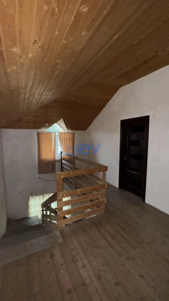 Satış 5 otaqlı Həyət evi  200m², Bakı