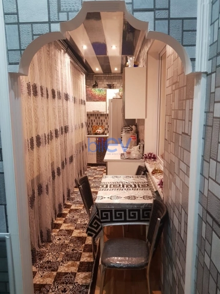 Satış 3 otaqlı Köhnə Tikili bina evi  60m², Bakı