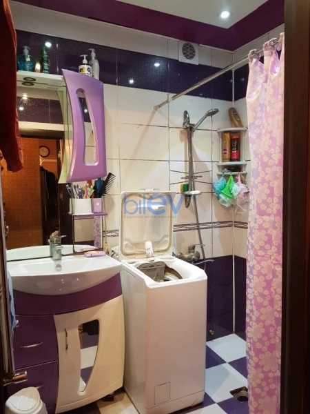 Satış 3 otaqlı Köhnə Tikili bina evi  60m², Bakı
