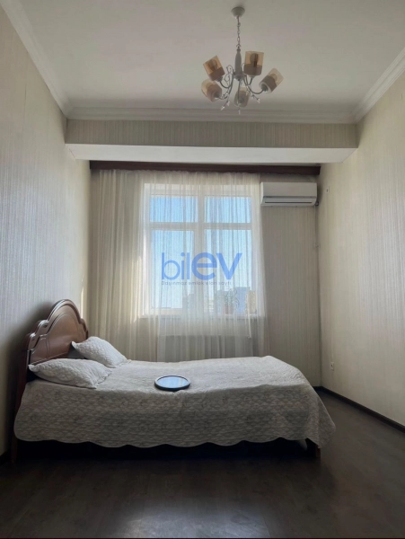 Aylıq Kirayə 1 otaqlı Yeni Tikili bina evi  40m², Bakı