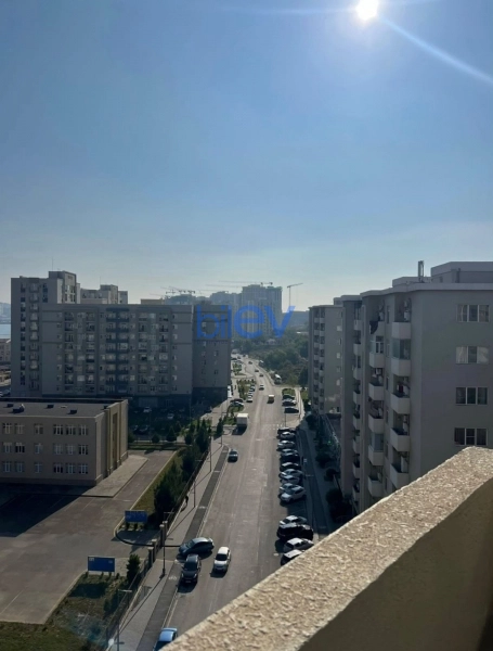Aylıq Kirayə 1 otaqlı Yeni Tikili bina evi  40m², Bakı