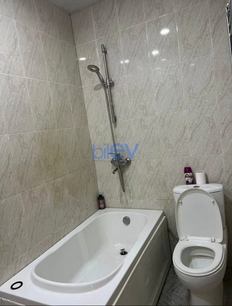 Aylıq Kirayə 1 otaqlı Yeni Tikili bina evi  40m², Bakı