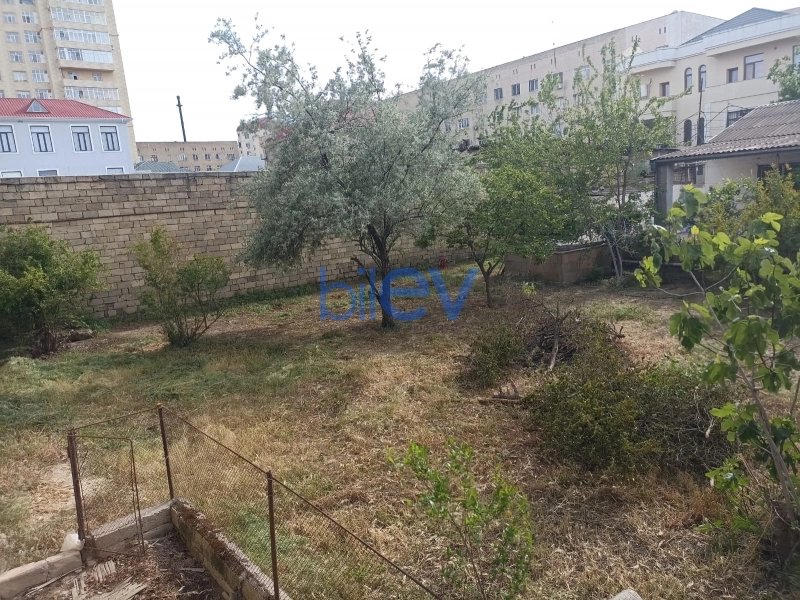 Satış  otaqlı Torpaq  770m², Bakı