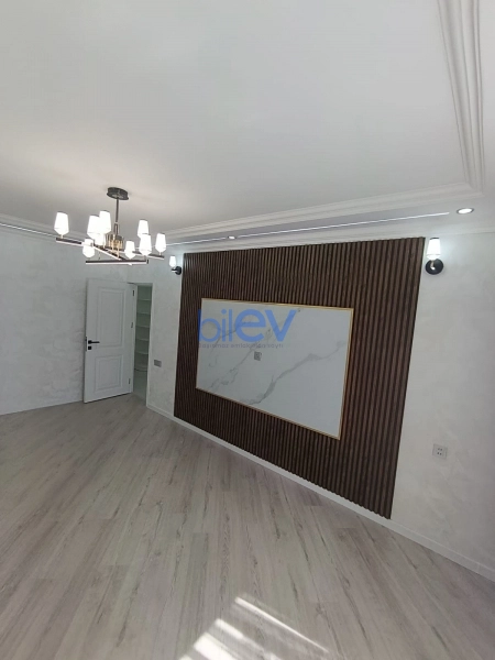 Satış 3 otaqlı Köhnə Tikili bina evi  75m², Bakı