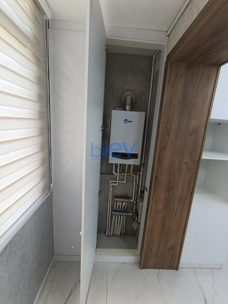 Satış 3 otaqlı Köhnə Tikili bina evi  75m², Bakı