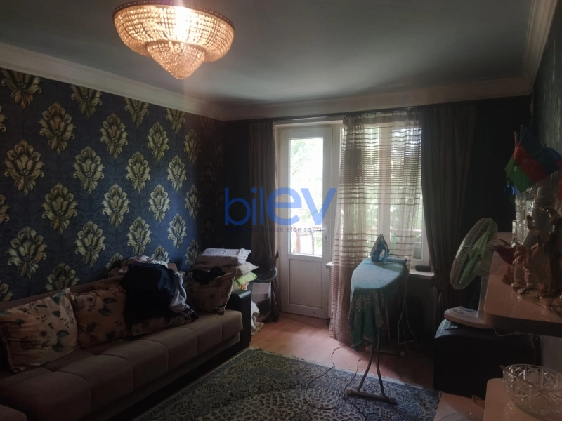 Satış 3 otaqlı Köhnə Tikili bina evi  70m², Bakı