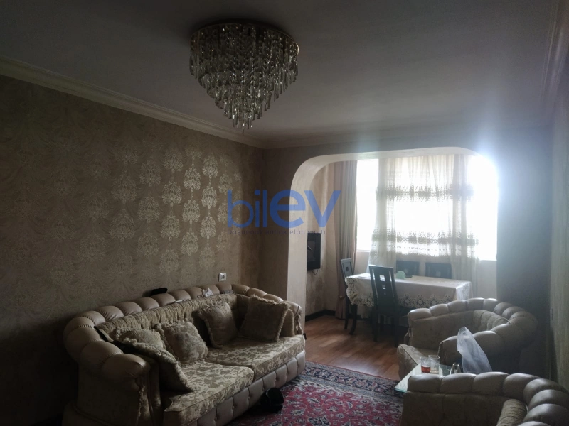 Satış 3 otaqlı Köhnə Tikili bina evi  70m², Bakı
