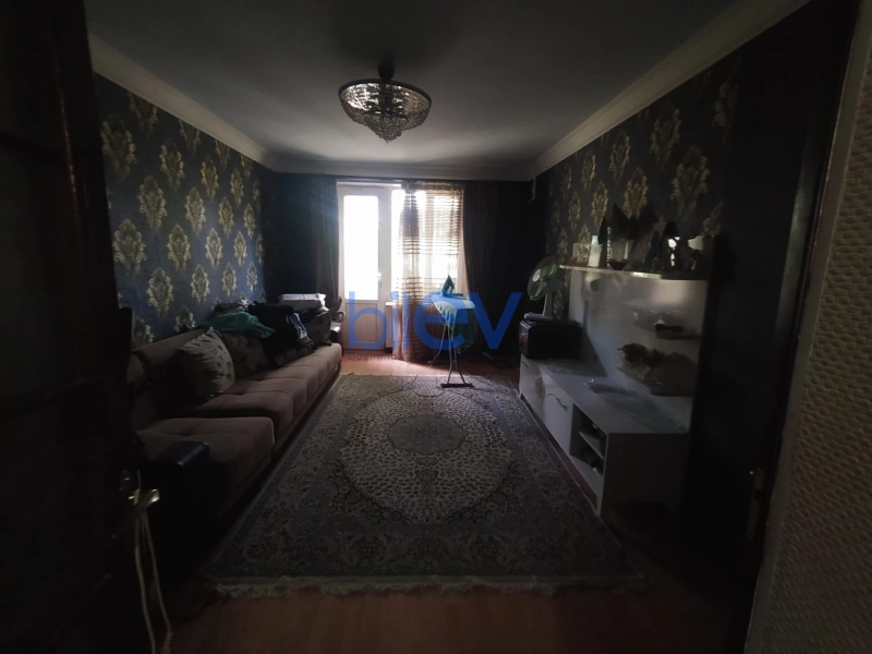 Satış 3 otaqlı Köhnə Tikili bina evi  70m², Bakı